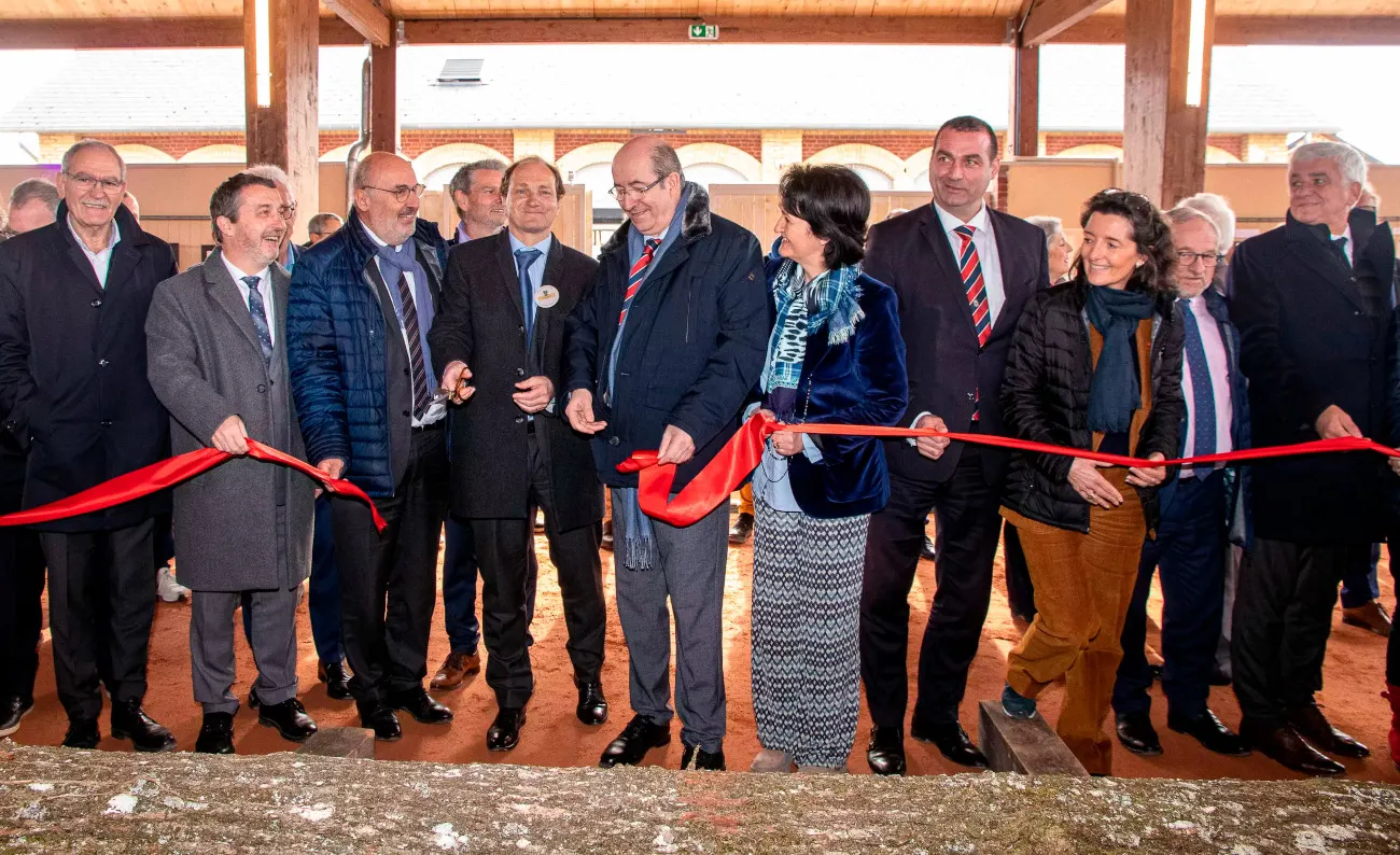 Hyphen sur le terrain : poses de première pierre et inaugurations